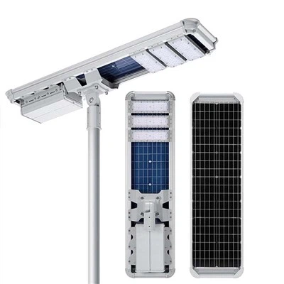 Lampione stradale a LED solare integrato